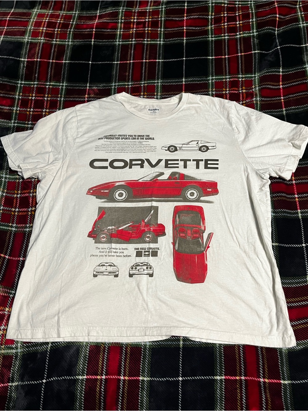 Women’s 2XL Corvette Graphic Tee! White with Red Print